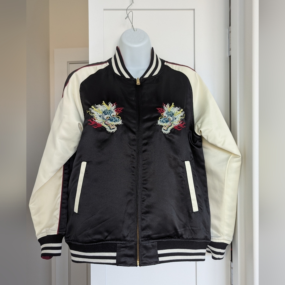Japanese Sakujan Reversible Black/Burgundy Satin Bomber Jacket. S. NWOT.